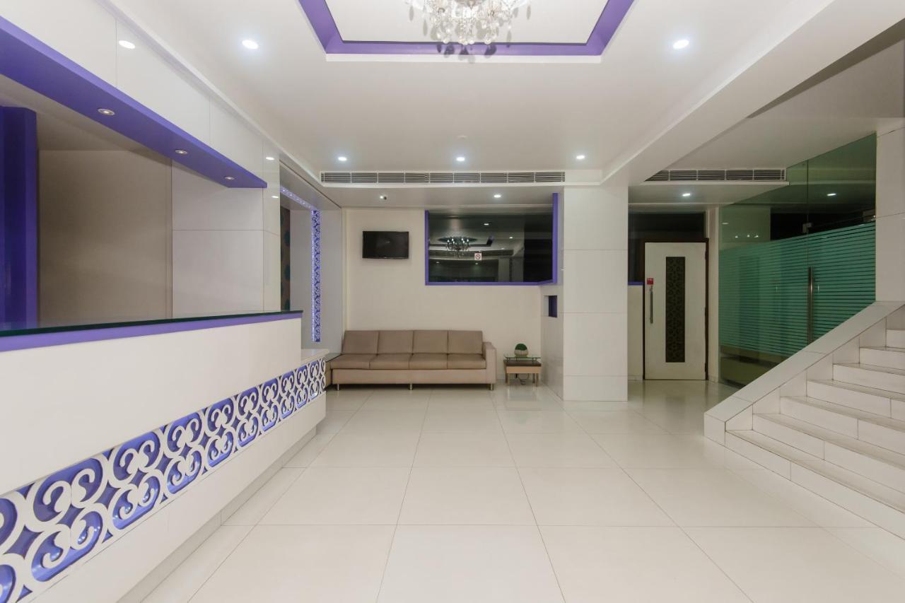 Hotel Capitol Thane Exterior foto